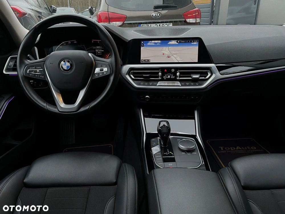 BMW Seria 3 320d Edition M Sport Shadow - 37