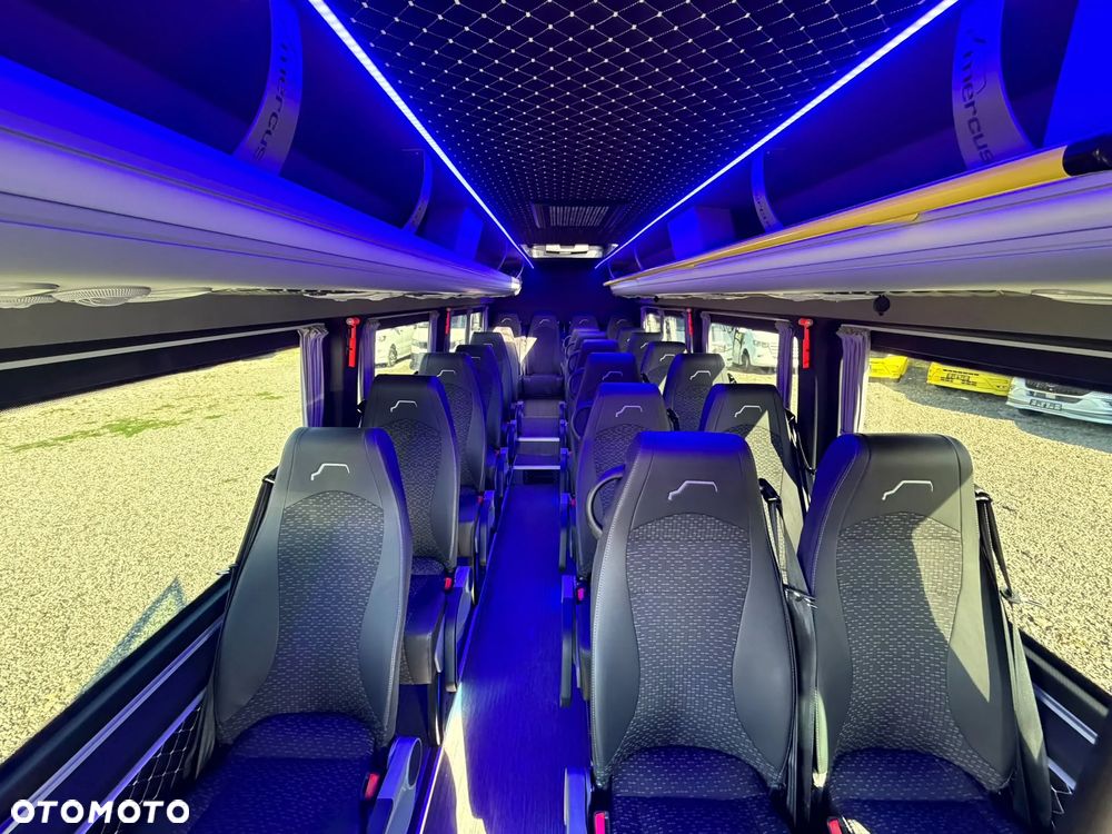 Mercedes-Benz Sprinter 519 - 16