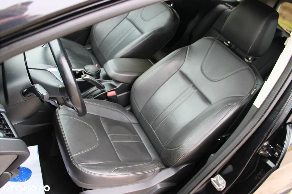 Ford Kuga 2.0 TDCi 4x4 Titanium - 14