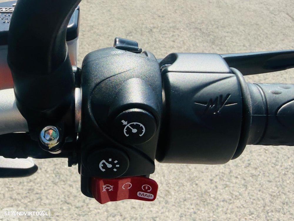 MV Agusta Brutale 800 R - 14