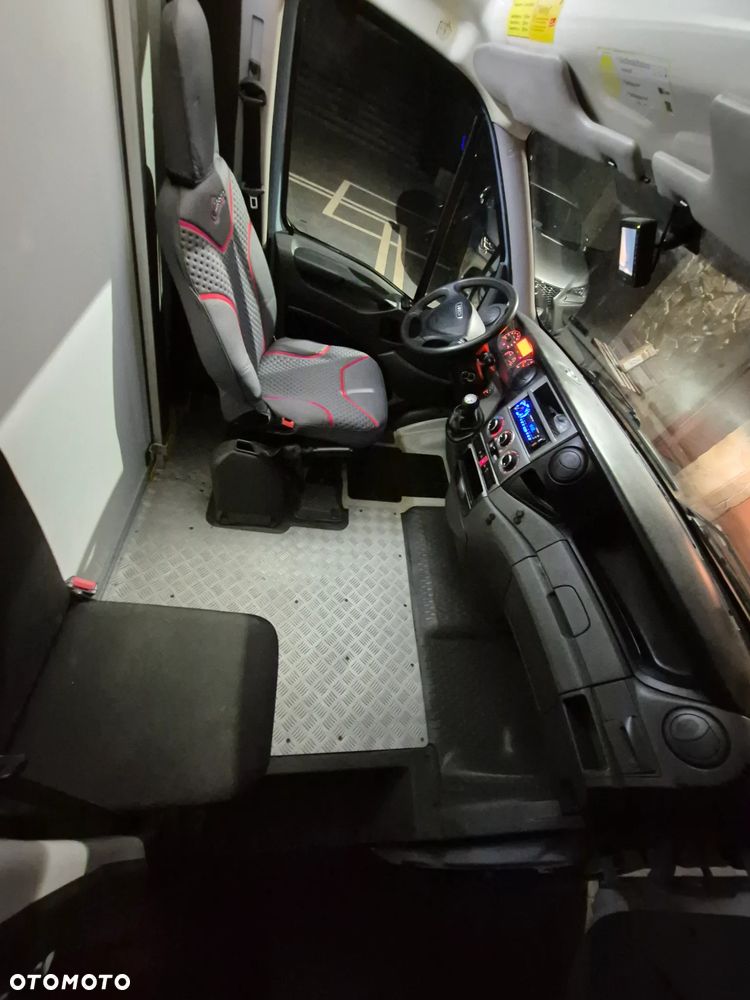 Iveco Food truck Specjalny Sklep Bar Pizza - 16