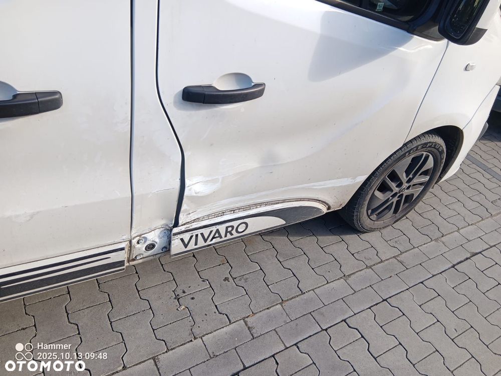 Opel Vivaro L2H1 2.9t Sport - 30