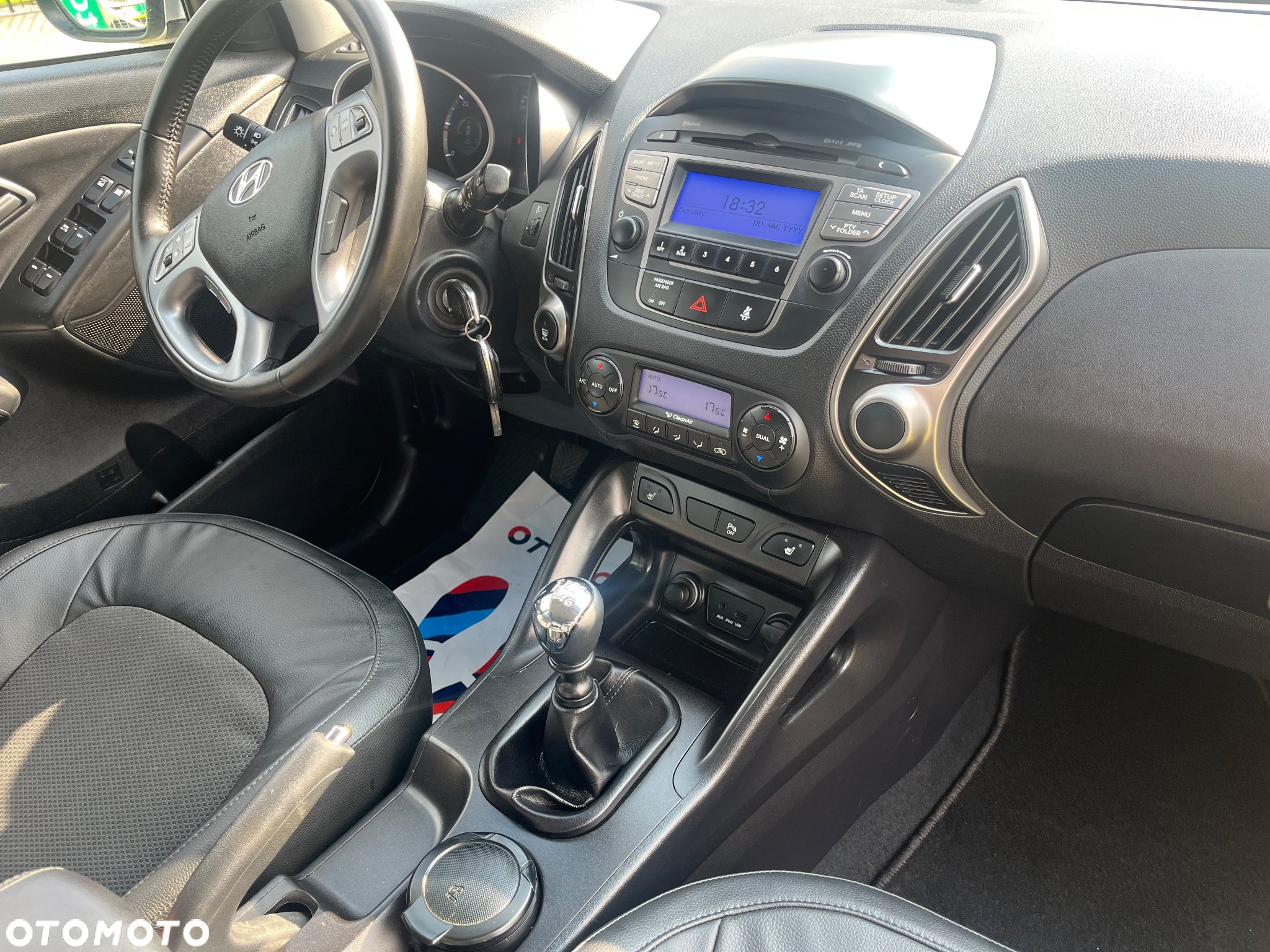 Hyundai ix35 2.0 CRDi 4WD Fifa World Cup Gold Edition - 5