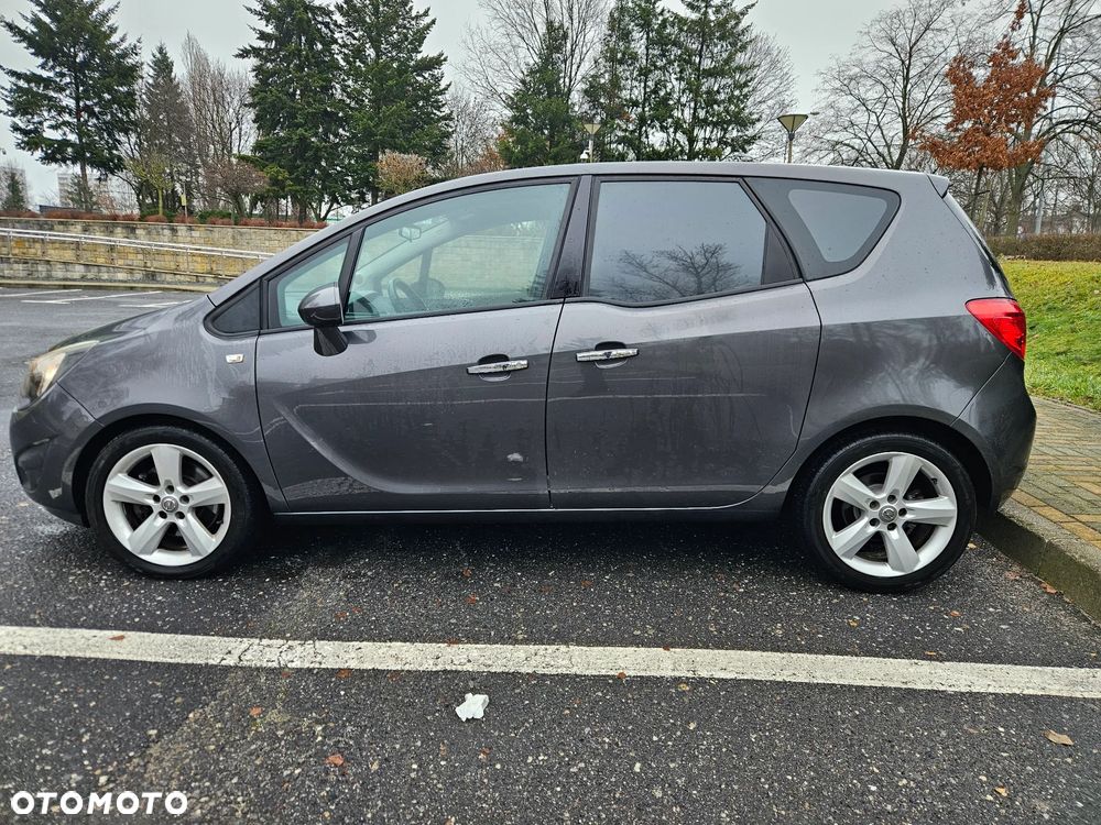 Opel Meriva 1.7 CDTI Cosmo - 8