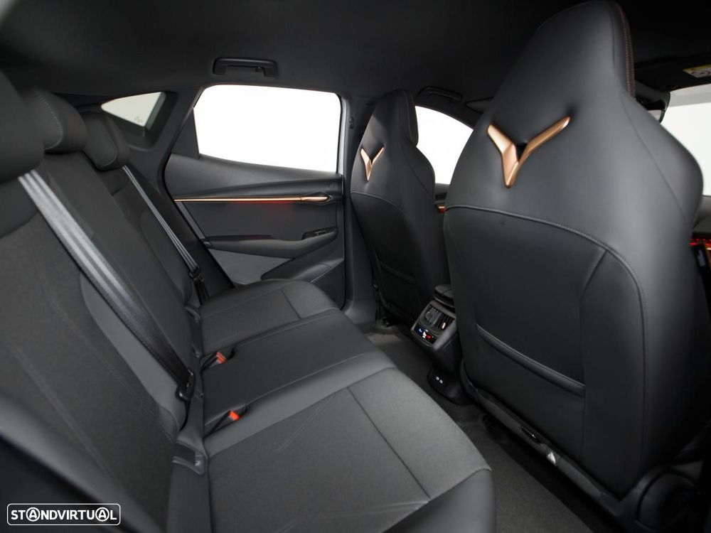 Cupra Tavascan 210 kW/77kWh HA Endurance - 12