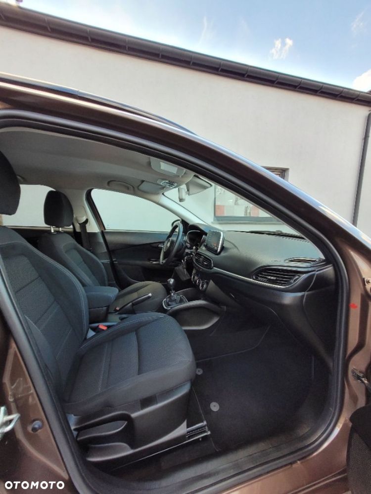 Fiat Tipo 1.4 T-Jet 16v S-Design - 19