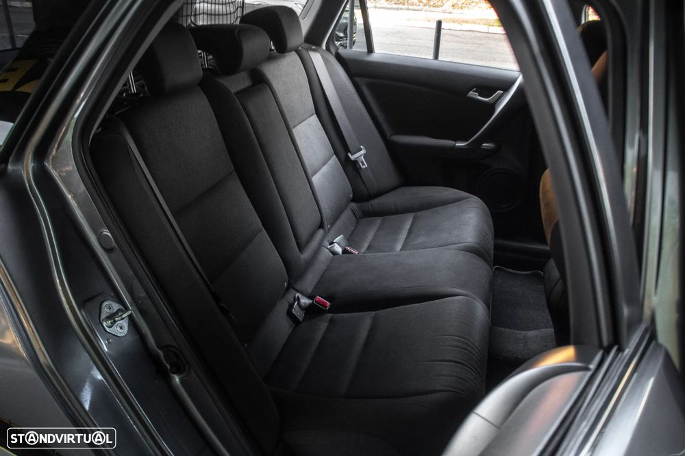 Honda Accord Tourer 2.2 i-DTEC Elegance - 27