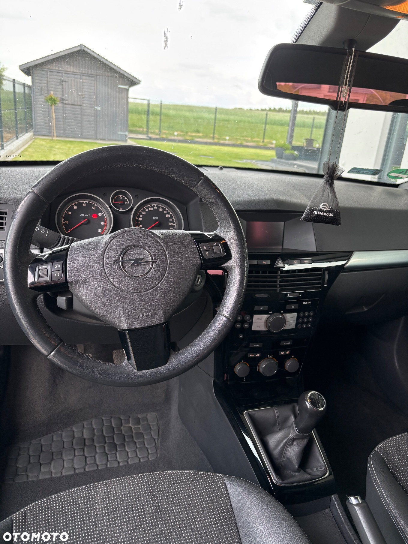 Opel Astra III GTC 1.8 Sport - 12