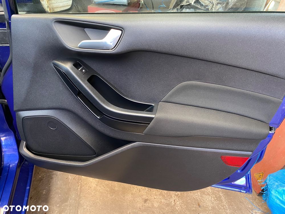 Ford Fiesta - 26