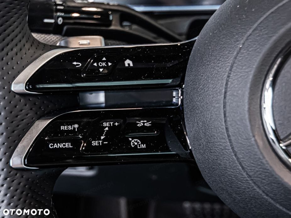 Mercedes-Benz CLE 300 mHEV 4-Matic AMG Line - 10