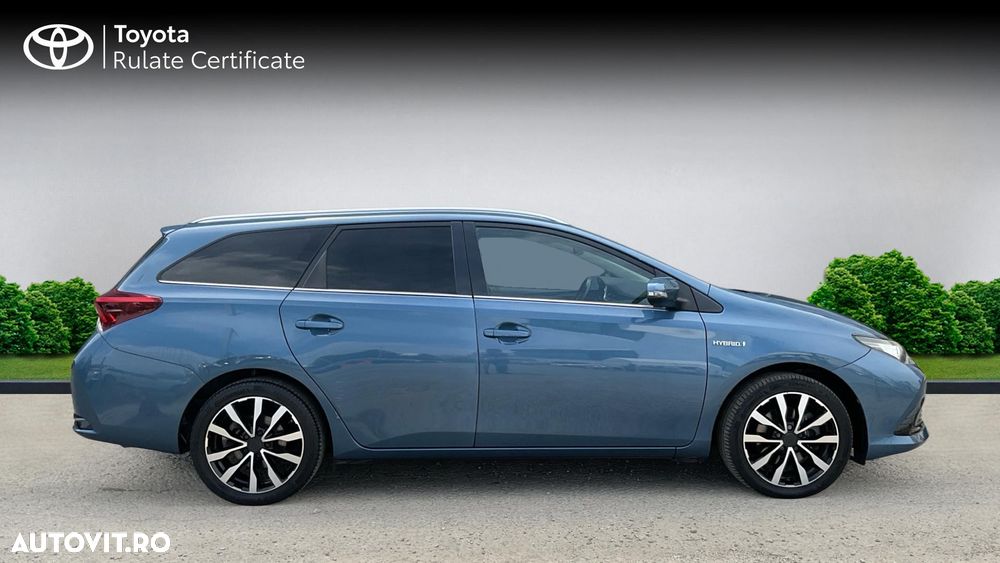 Toyota Auris 1.8 L VVT-i HSD Luna - 7