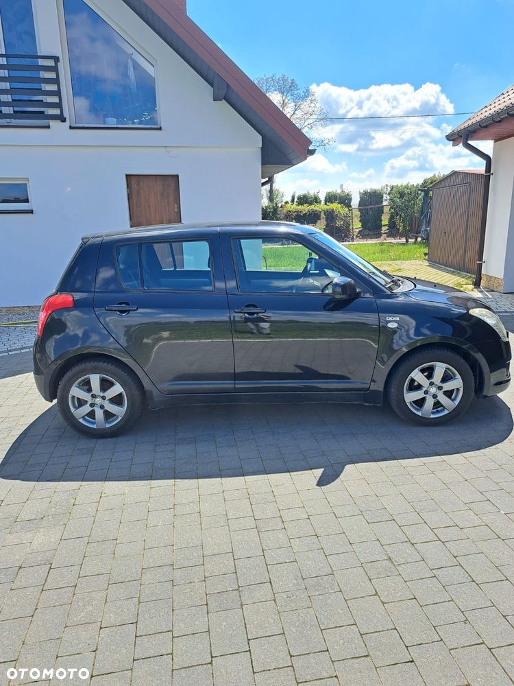 Suzuki Swift - 6