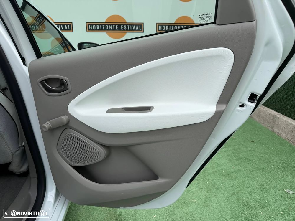 Renault Zoe (c/ Bateria) 41 kwh Intens - 23