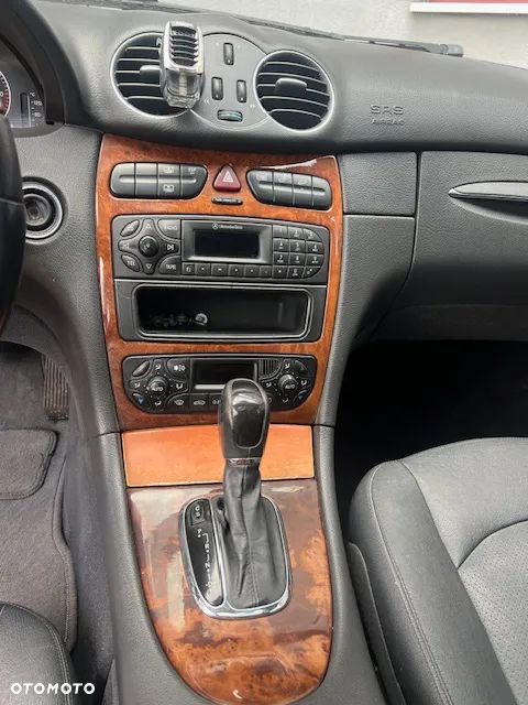 Mercedes-Benz CLK 320 Avantgarde - 10