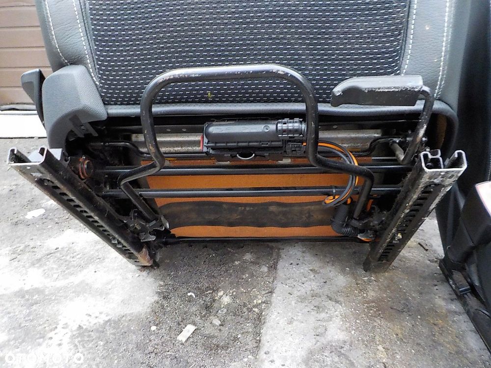 OPEL ASTRA H III OPC FOTELE SKÓRA KANAPA RECARO - 3