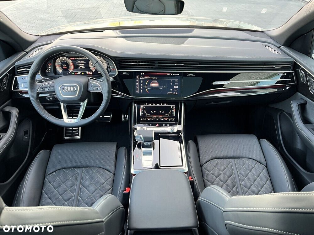 Audi Q8 - 5