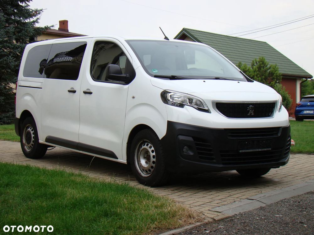 Peugeot Traveller - 16