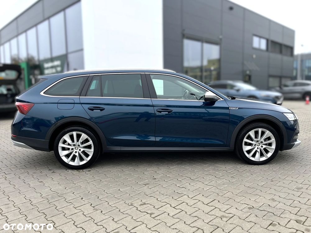 Skoda Octavia 2.0 TDI 4x4 Scout DSG - 8