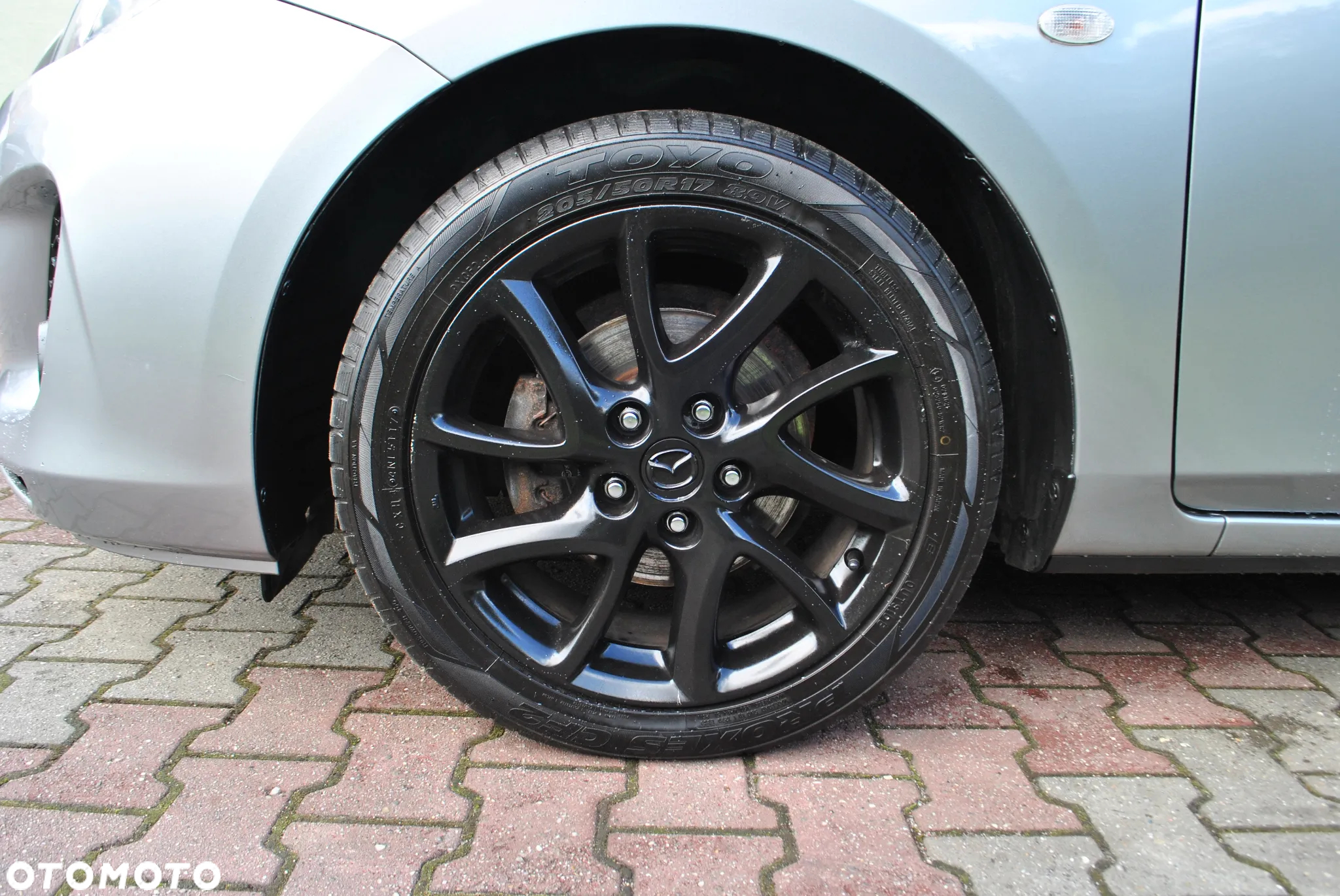 Mazda 3 1.6 Exclusive + - 18
