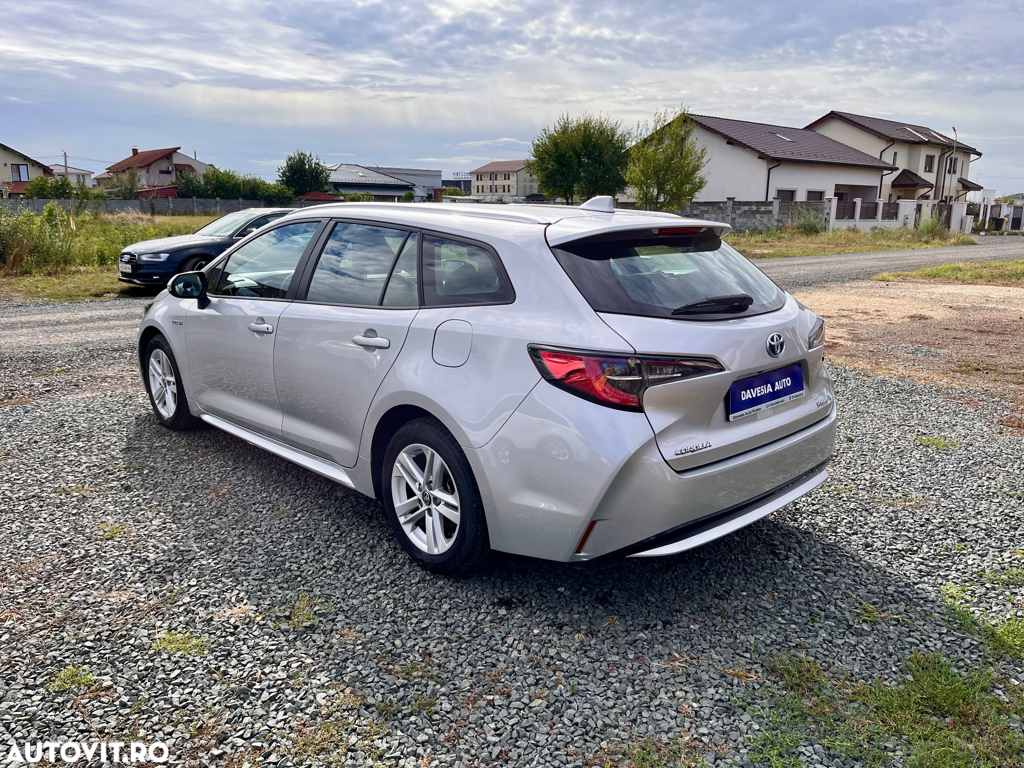 Toyota Corolla 1.8 Hybrid Touring Sports Business Edition - 4