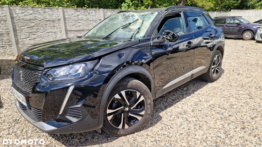 Peugeot 2008 - 8