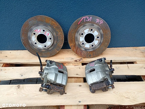 Zacisk Hamulcowy Przód Tarcze Klocki Komplet Nissan X-Trail T31 Lift 2007-2014 2.0 DCI