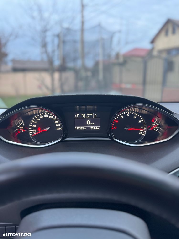 Peugeot 308 PureTech 130 EAT6 Stop & Start Allure - 15