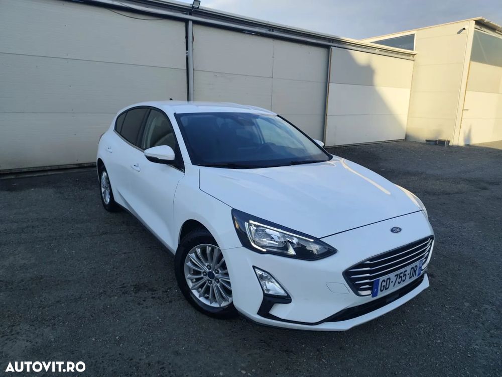Ford Focus 1.0 EcoBoost 6MT MHEV Titanium - 2