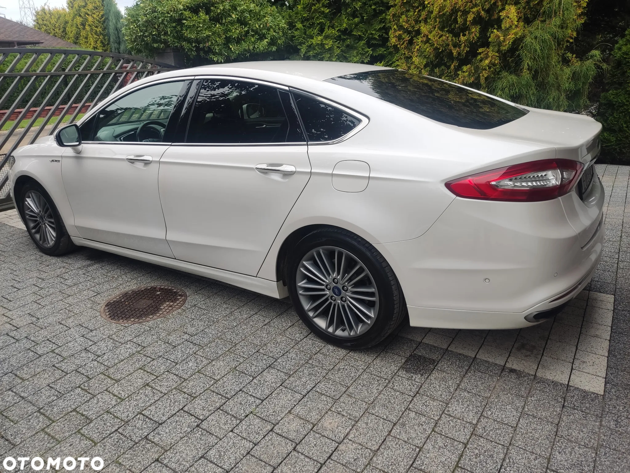 Ford Mondeo 2.0 Hybrid Vignale - 6