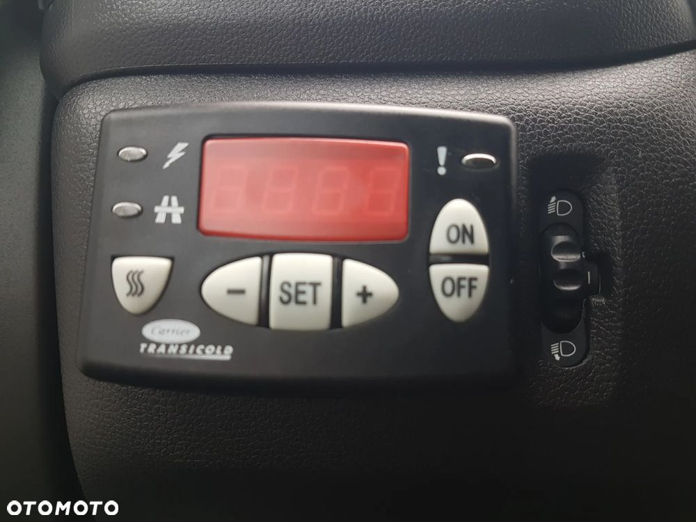 Renault MASTER CHŁODNIA 2 KOMORY L2H2 AGREGAT CARRIER FUNKCJA GRZANIA IZOTERMA DŁUGI WYSOKI KLIMA ZASILANIE Z SILNIKA + ELEKTRYCZNE - 25