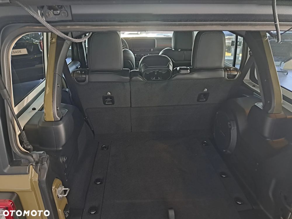 Jeep Wrangler - 18
