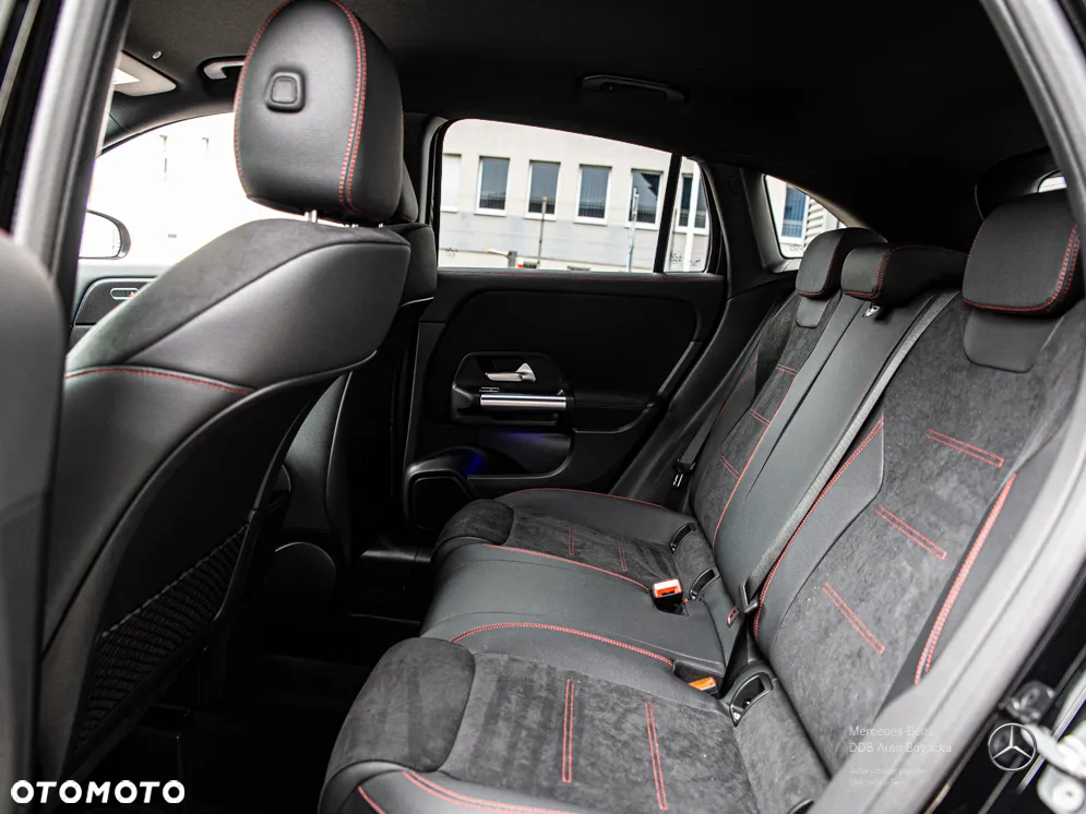 Mercedes-Benz GLA 220 mHEV 4-Matic AMG Line 8G-DCT - 13