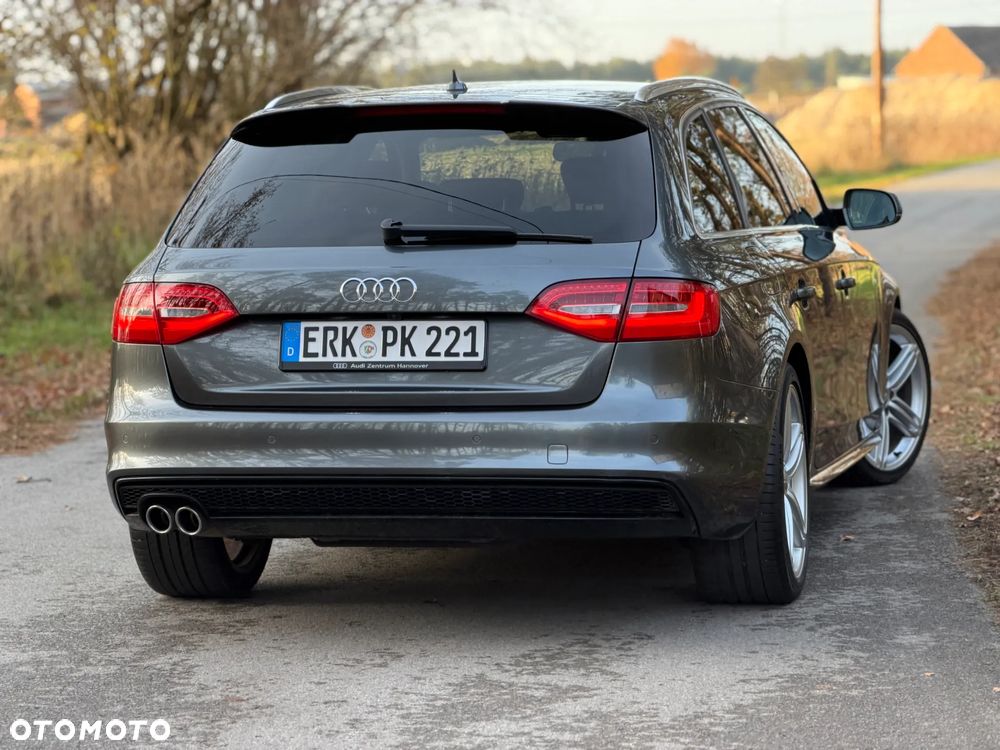Audi A4 Avant 2.0 TDI DPF clean diesel multitronic S line Sportpaket - 7