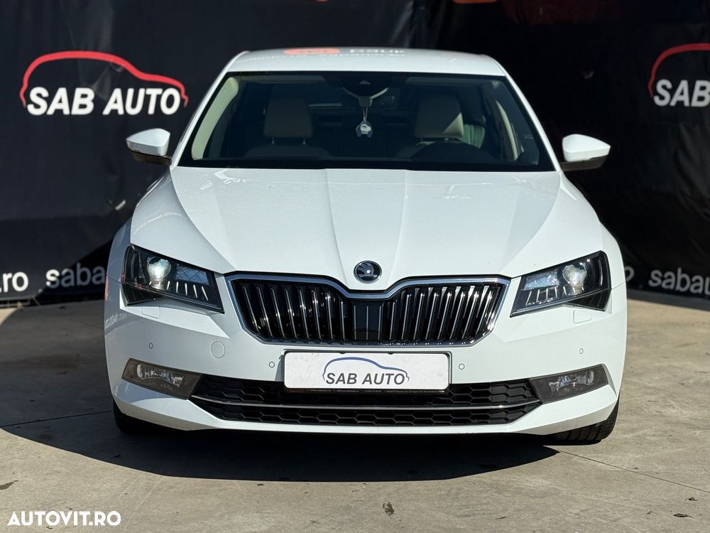 Skoda Superb 2.0 TDI 4X4 DSG Laurin & Klement - 2