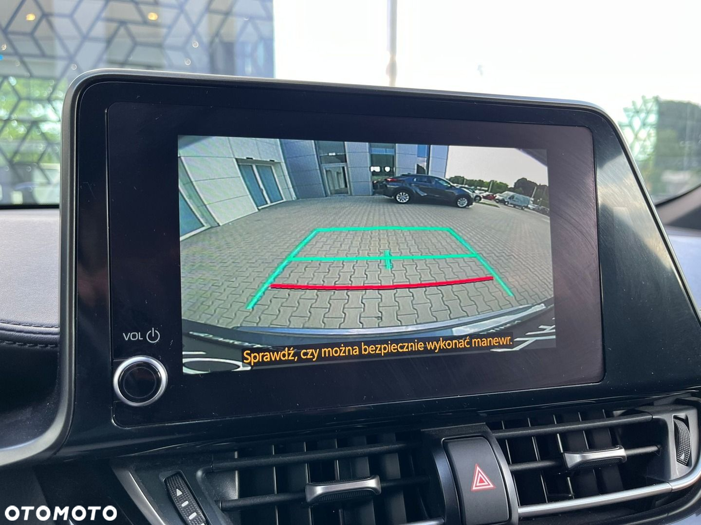 Toyota C-HR - 19