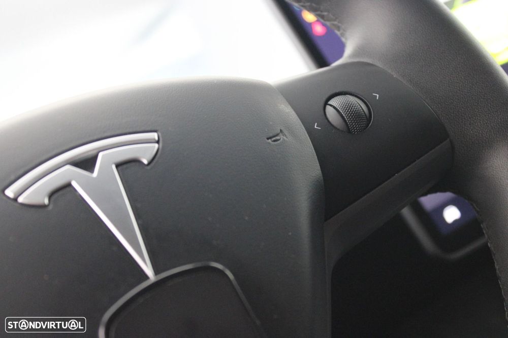 Tesla Model Y Long Range Tração Integral - 13