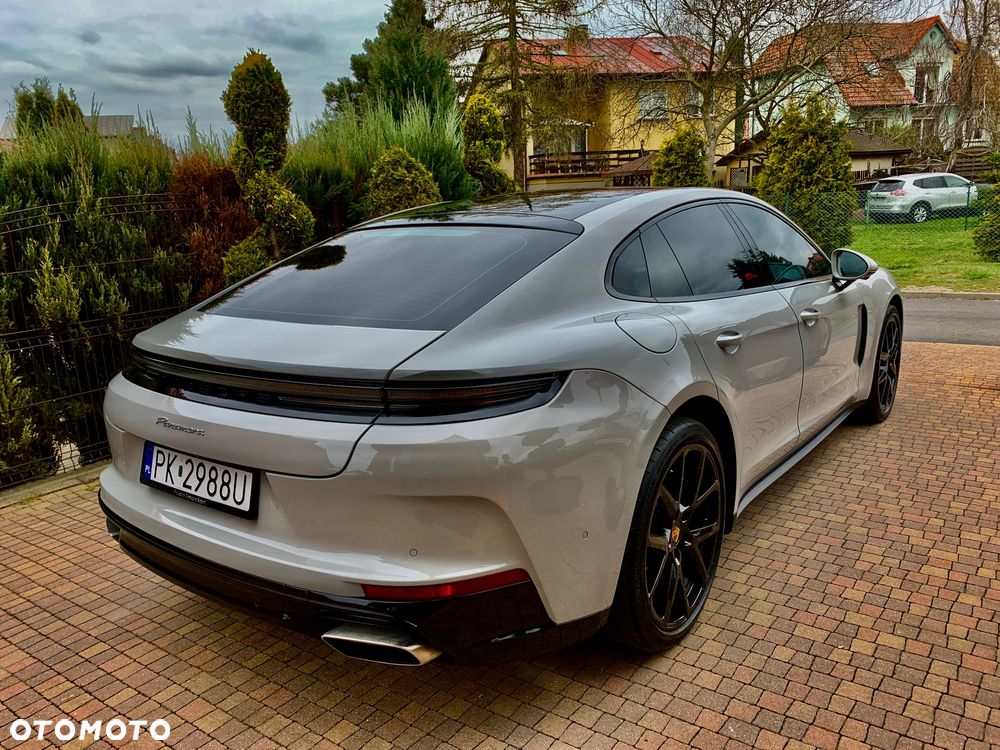 Porsche Panamera - 12