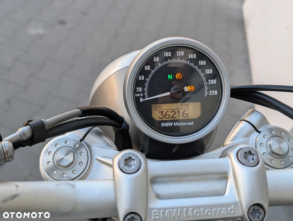 BMW R - 19