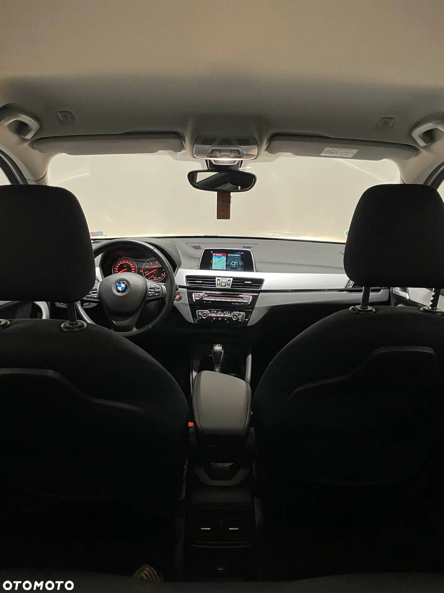 BMW X1 sDrive18d Advantage - 17