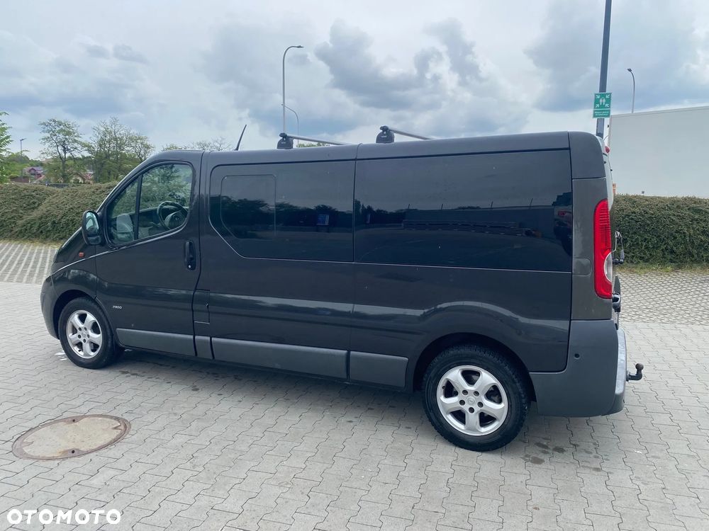Opel Vivaro L2H1 2.9t - 4