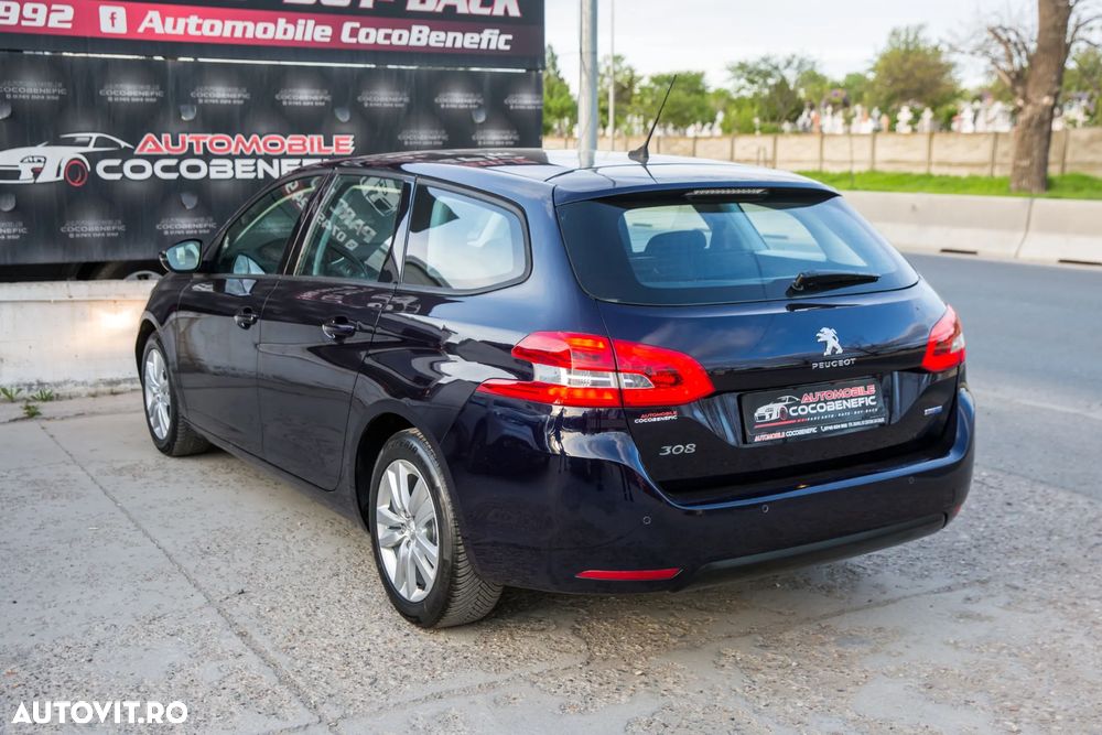 Peugeot 308 - 7