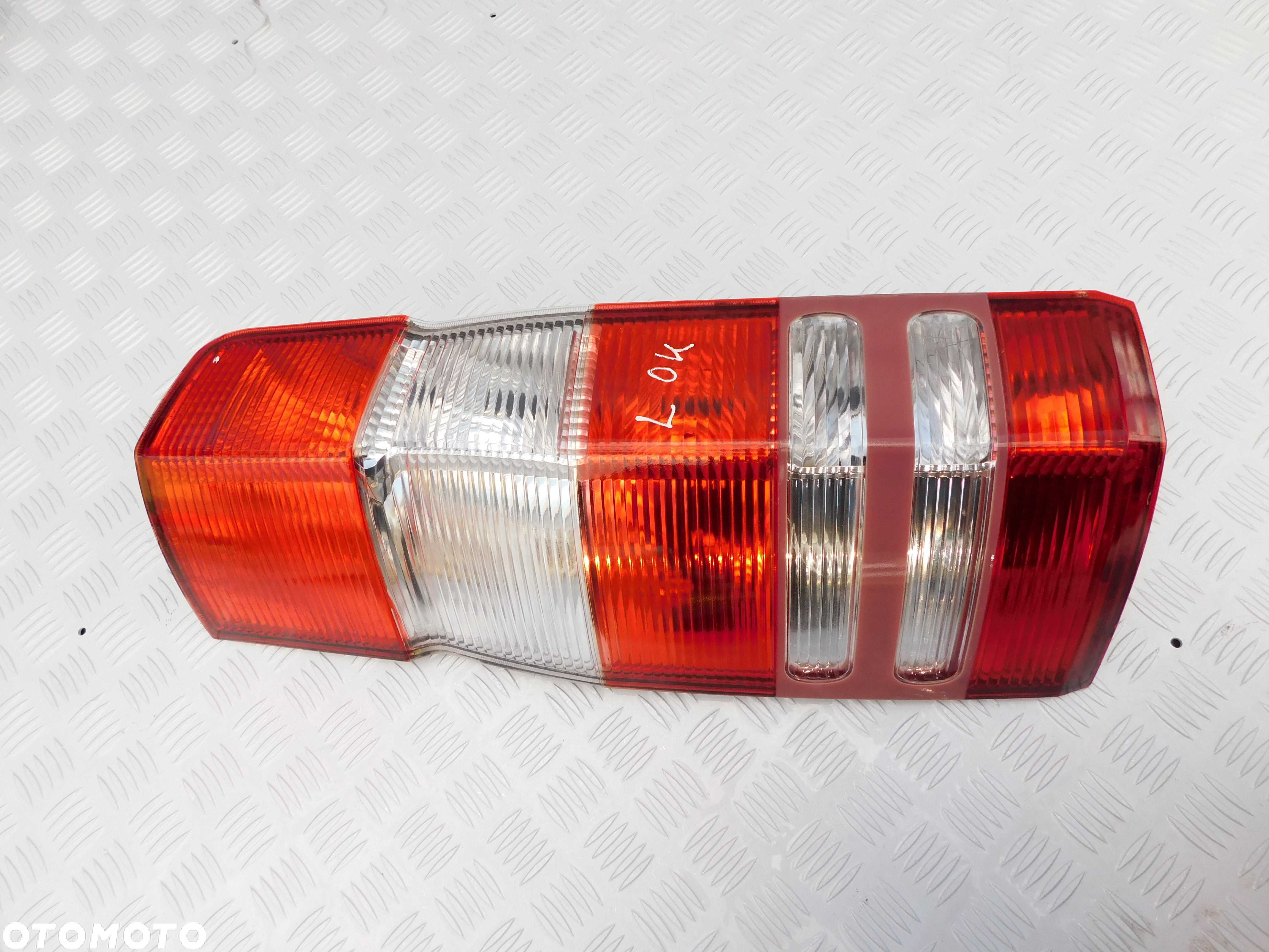 Mercedes Sprinter 906 lampa LEWA tył 06-17r - 2