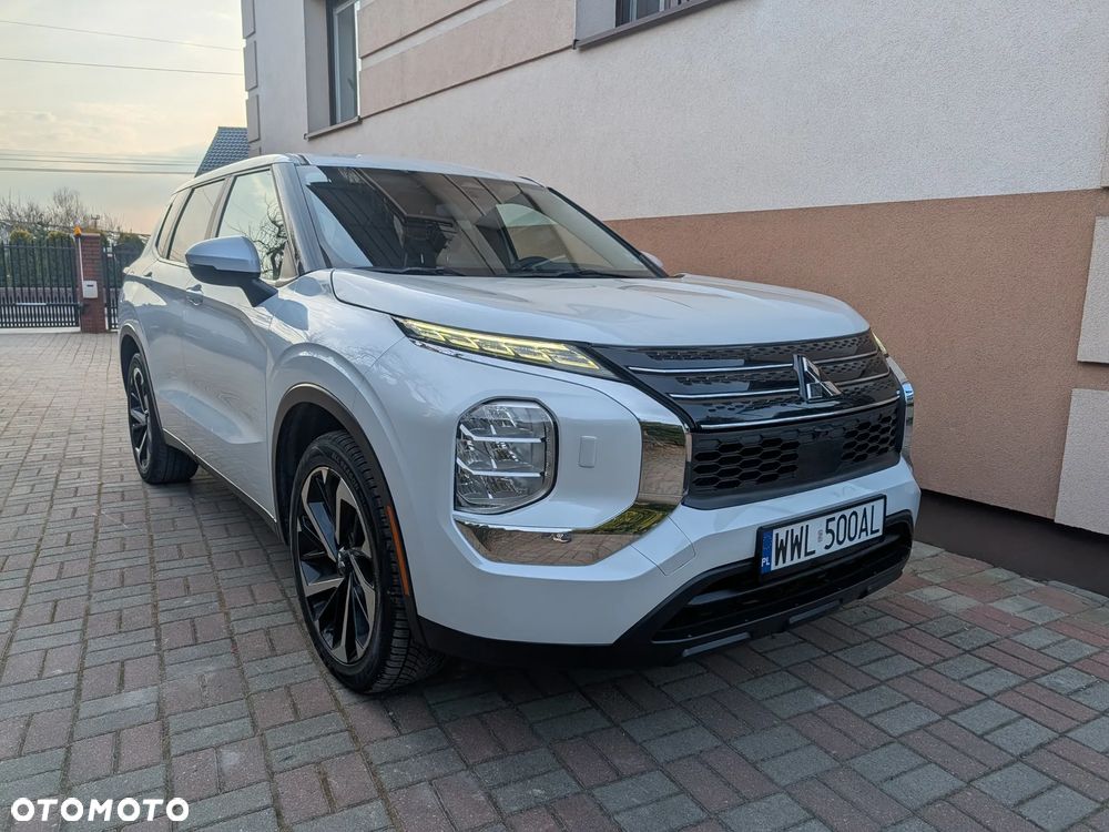 Mitsubishi Outlander - 20