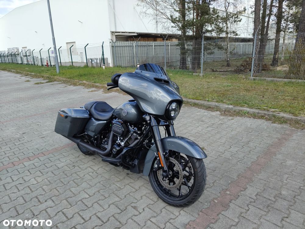 Harley-Davidson Touring Street Glide - 8
