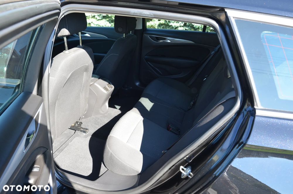 Opel Insignia 2.0 Exclusive - 22