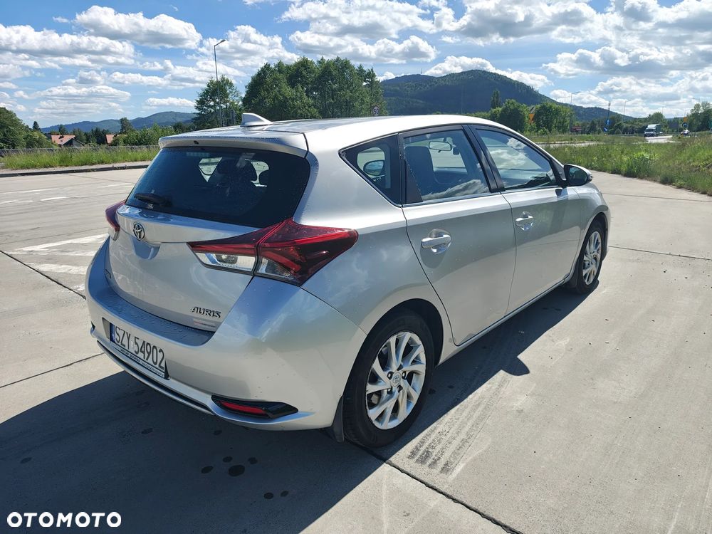 Toyota Auris 1.6 Comfort - 4