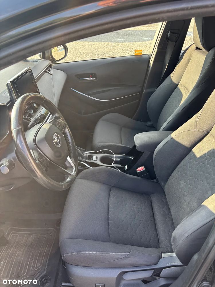 Toyota Corolla - 6