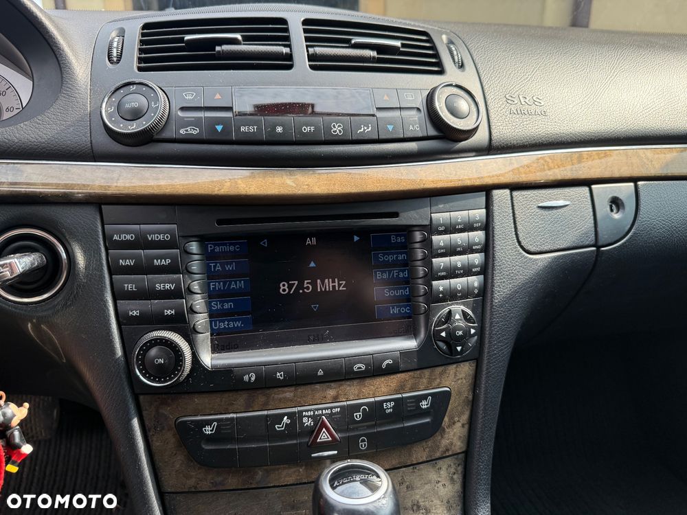 Mercedes-Benz Klasa E 500 Avantgarde - 12