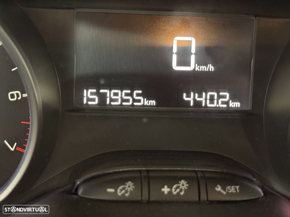 Peugeot 2008 1.2 PureTech Style - 6