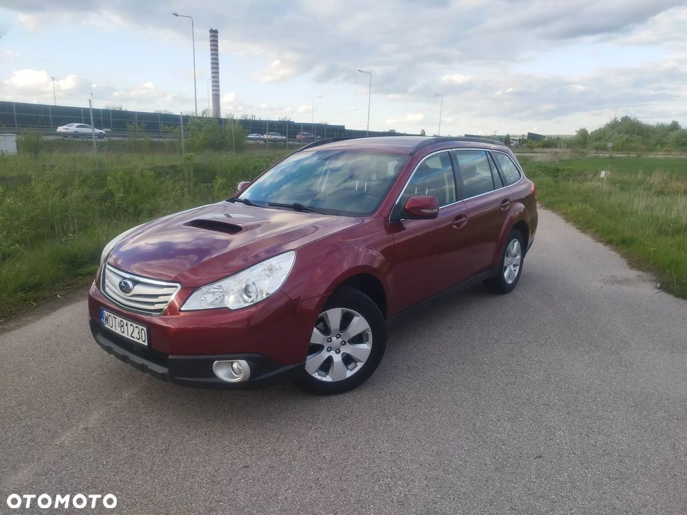 Subaru Outback 2.0 D Comfort - 1